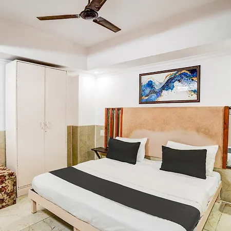Hotel O Saffron-Blu Residence